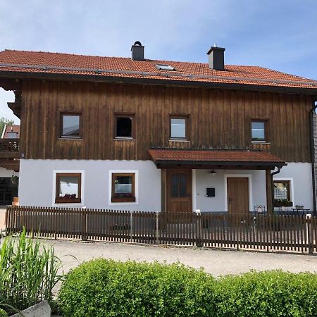 Monteurzimmer Am Teisenberg Neukirchen am Teisenberg Exterior photo